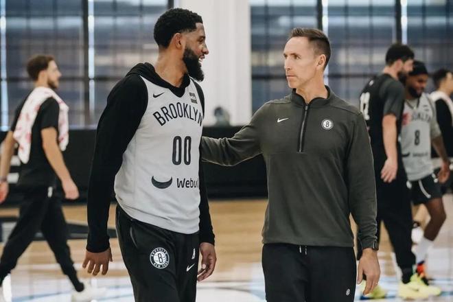 这些球员在 这些球员在