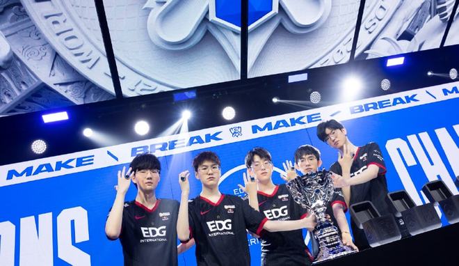 电竞直播平 电竞直播平